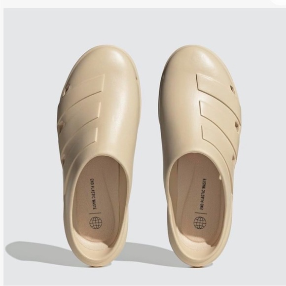 adidas Adicane Clogs
Sand Strata - Picture 1 of 14